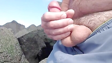 Smoking-h sweetie and foot fetish