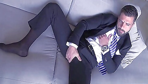 Sexy blonde model shows off her tight ass