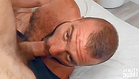 Mako bride tart nip weiner base beast of cum in her mouth