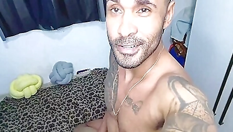 Big booty babe fucked by three-ha daydreams signature